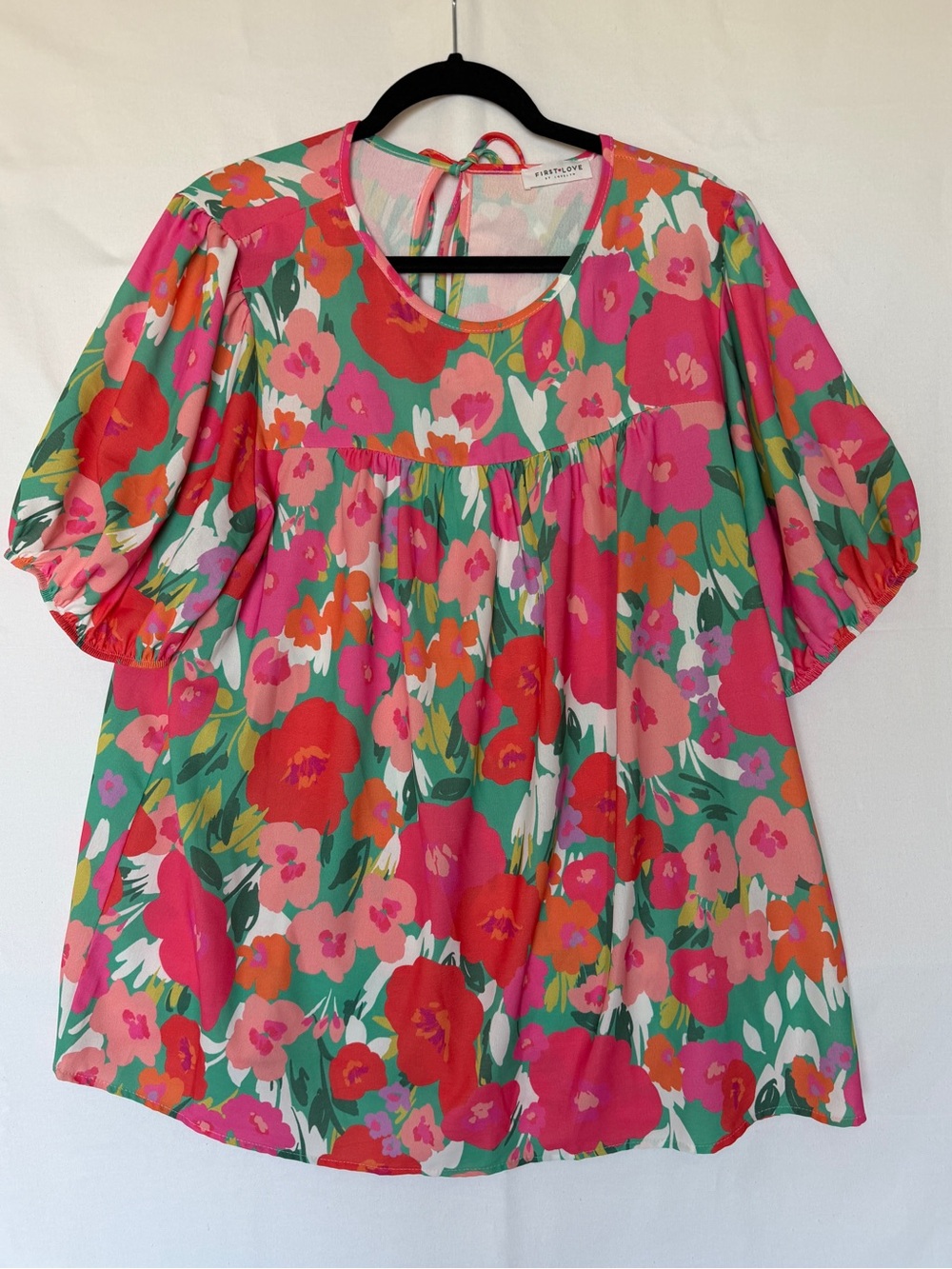 First Love  Hot Pink, Orange  Green Floral Puff-Sleeve Blouse 2X. Like new
